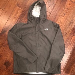 Like new North Face xl rain coat